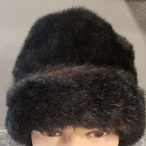 Ladies vintage fur hat